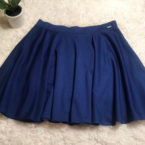 Guess Dresses & Skirts - Guess Mini Skirt